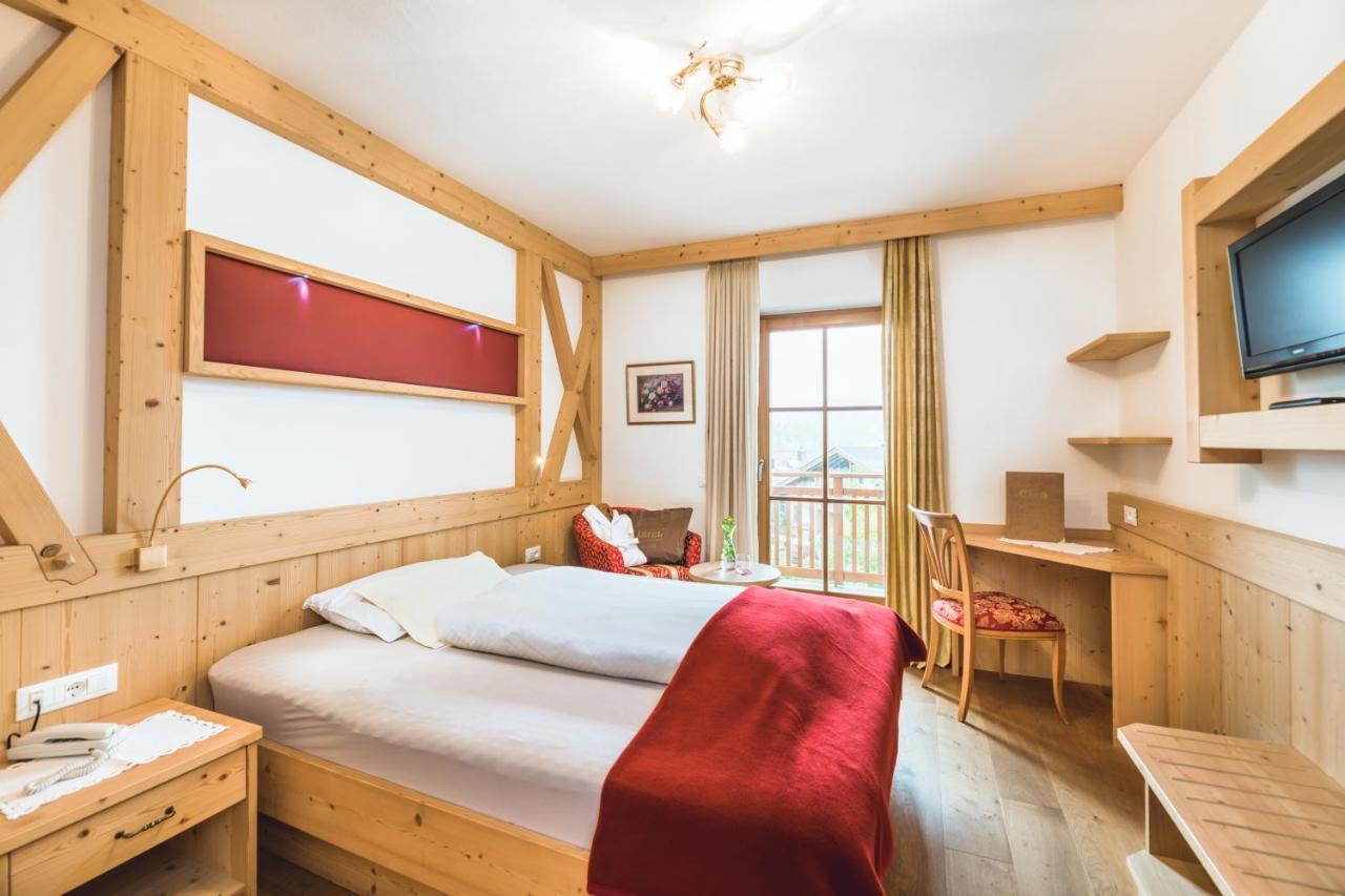 Hotel Castel Oswald Von Wolkenstein Castelrotto Eksteriør bilde
