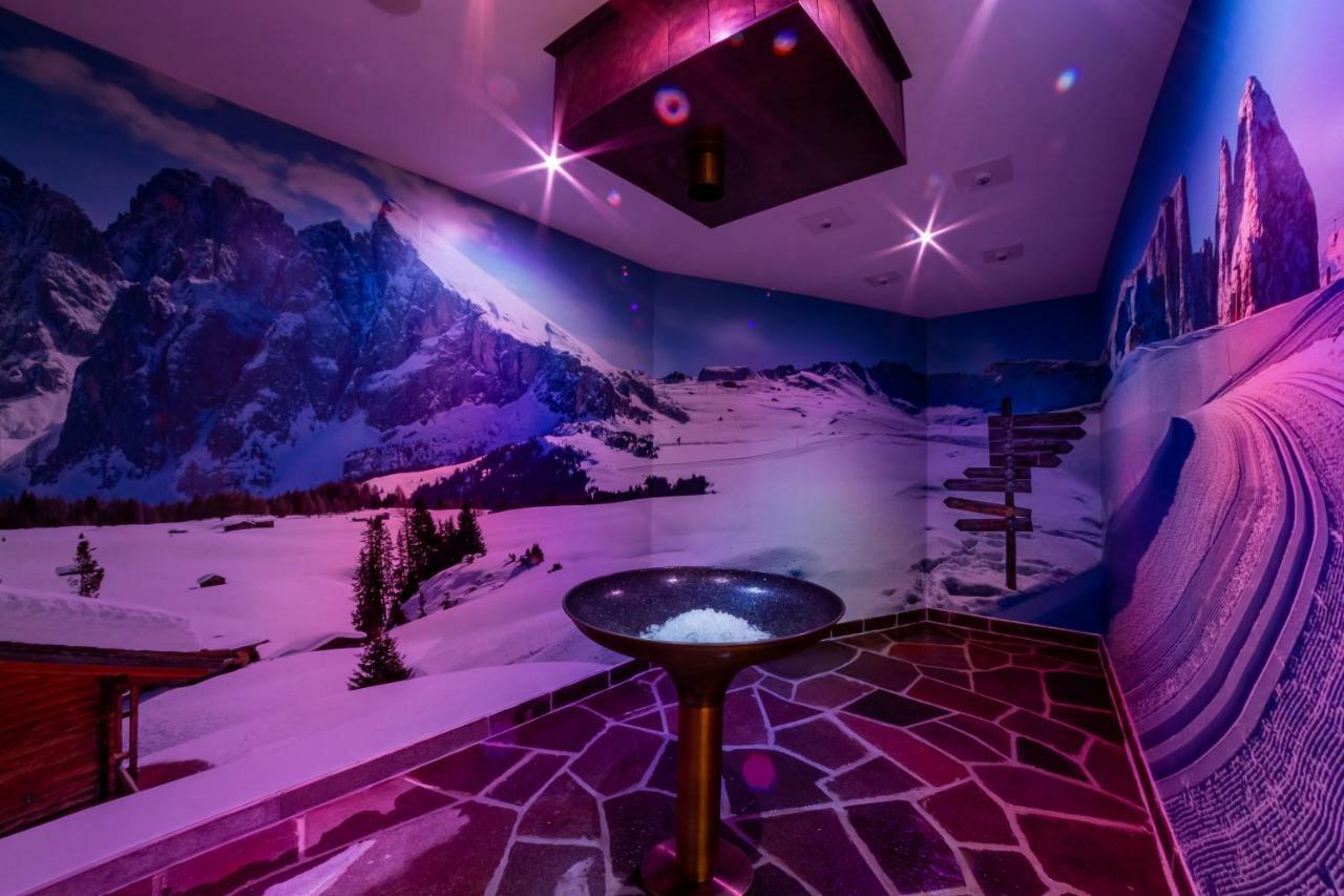 Hotel Castel Oswald Von Wolkenstein Castelrotto Eksteriør bilde